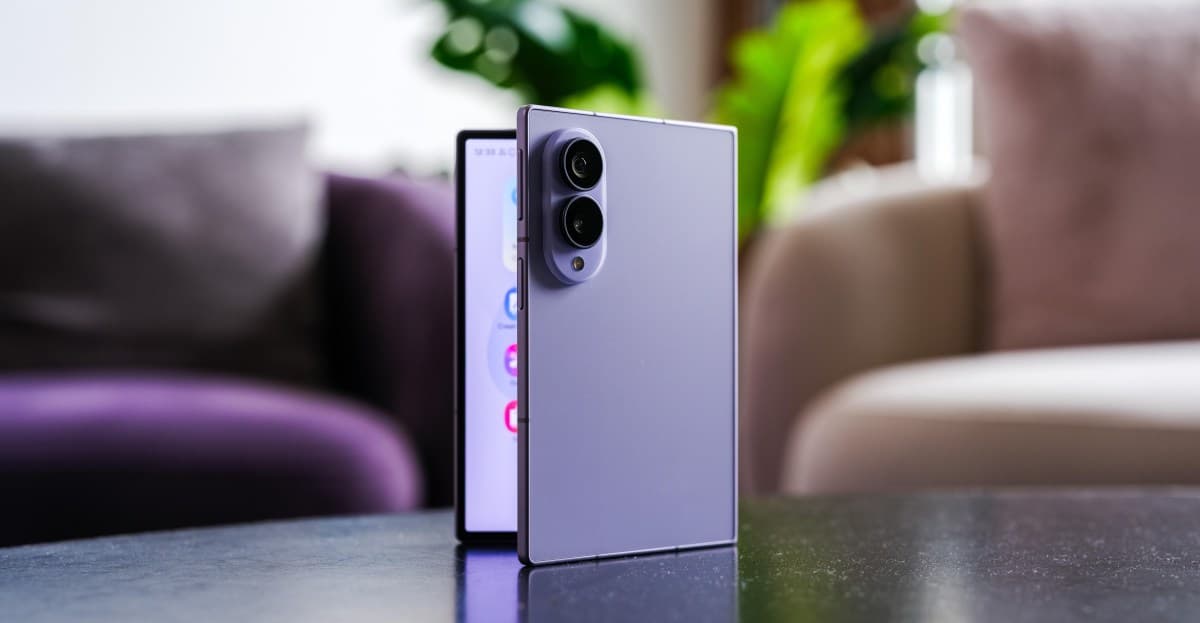 Samsung Galaxy Z Fold 8 Redefines Foldable Phone Design