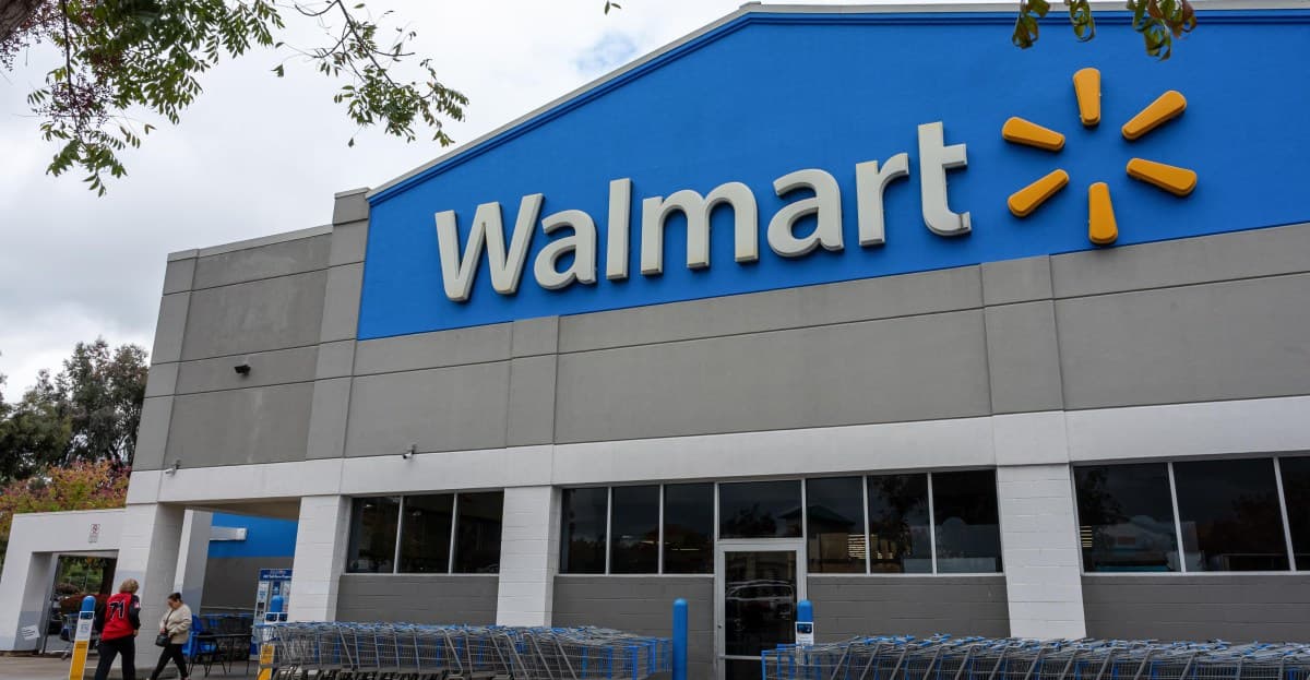 Walmart Adopts Apple Pay and Google Pay Amid Consumer Demand