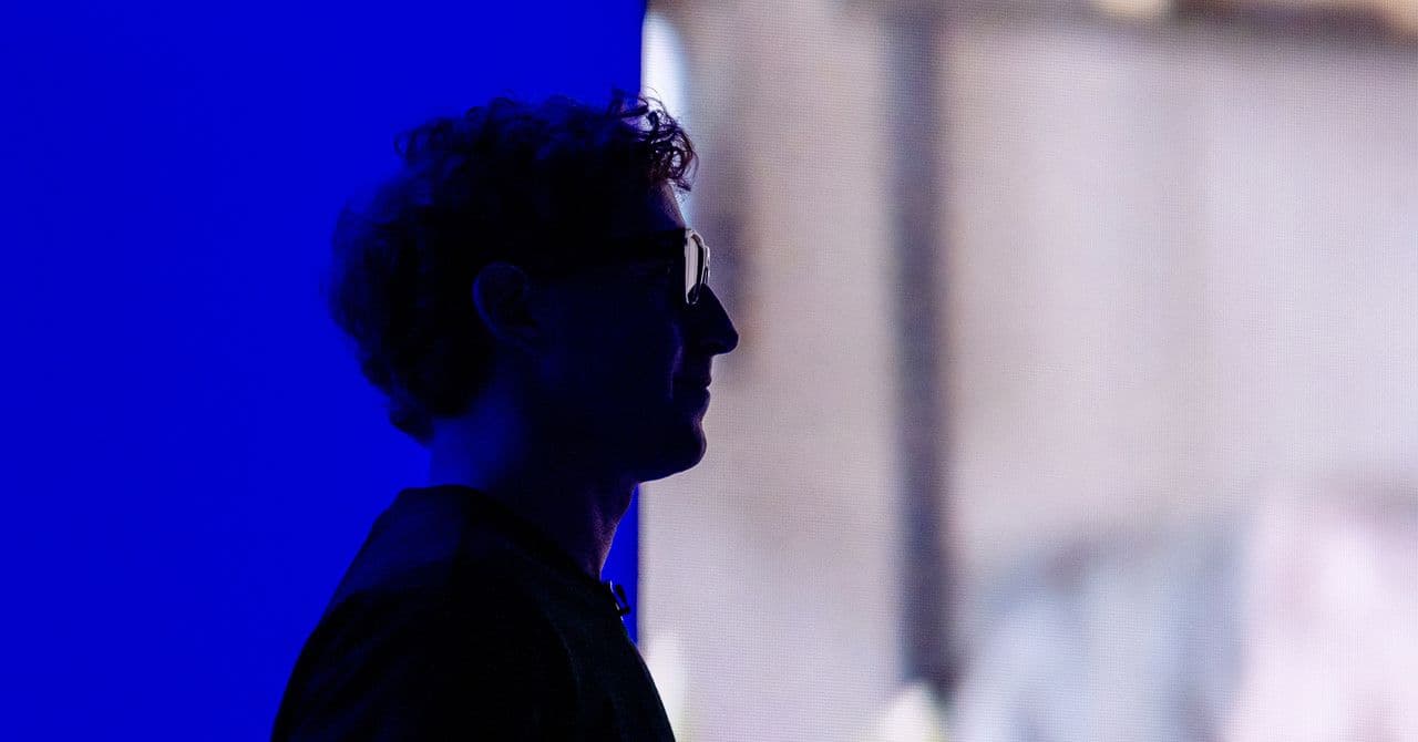 Meta Removes Facial Recognition Code from Smart Glasses App